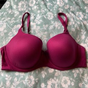 38DD Demi VS Bra